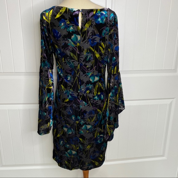 The Limited NWT suede like floral dress size small - Picture 7 of 9